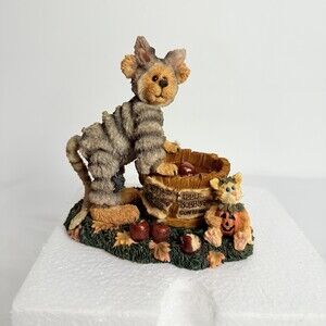 Boyds Collection Cat Costume Apple Bobbing Autumn Bearstone Figurine Bobbit Jack